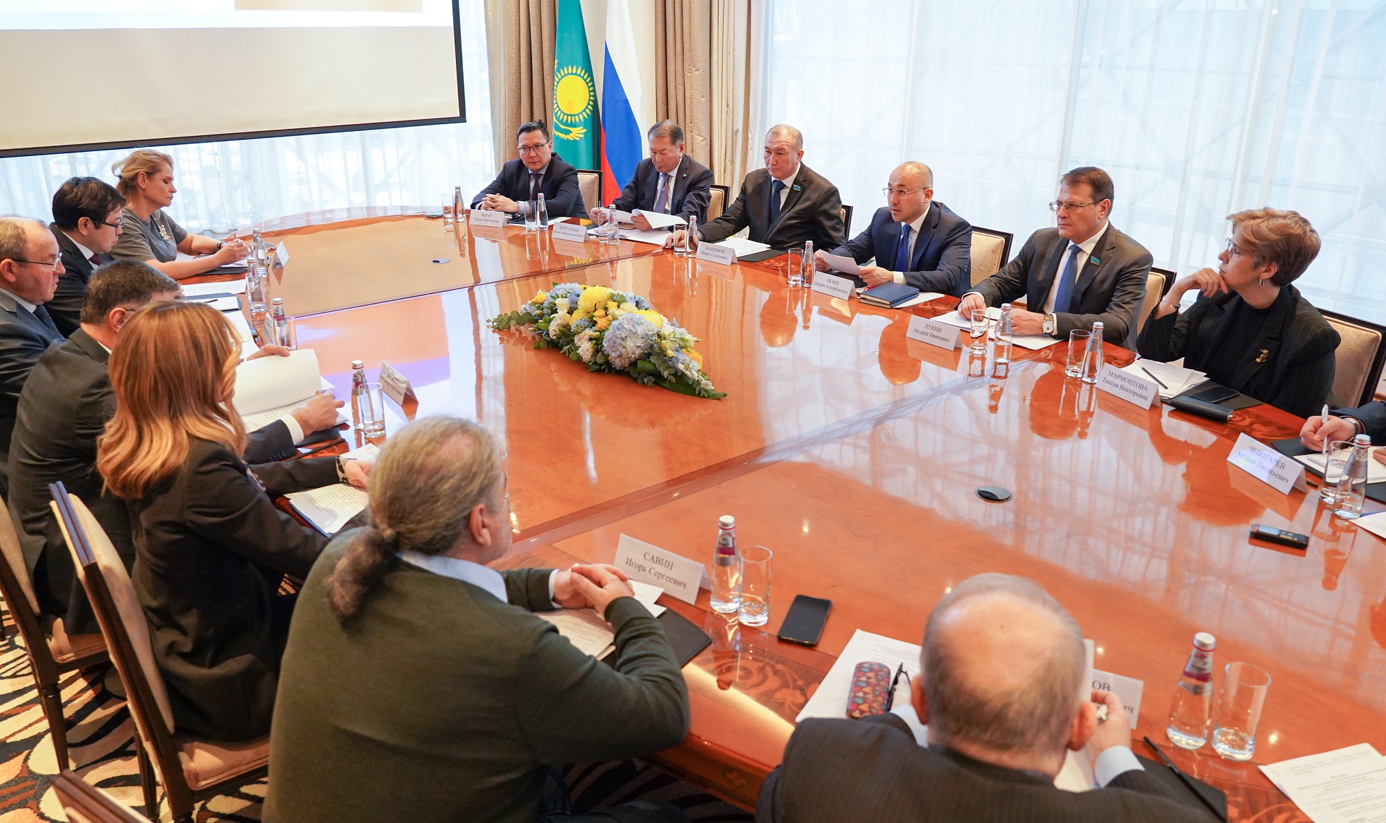 Round table dedicated to the 10th anniversary of signing of the Treaty between Kazakhstan and Russia on Good Neighborliness and Alliance in the XXI Century